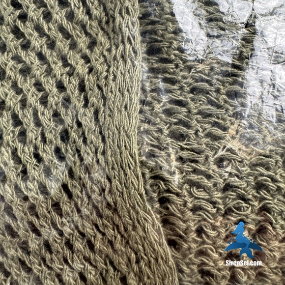 1101 NWT PrettyLittleThing Cut Out Crochet Beach Dress - Size 4 - Green - Picture 5 of 9